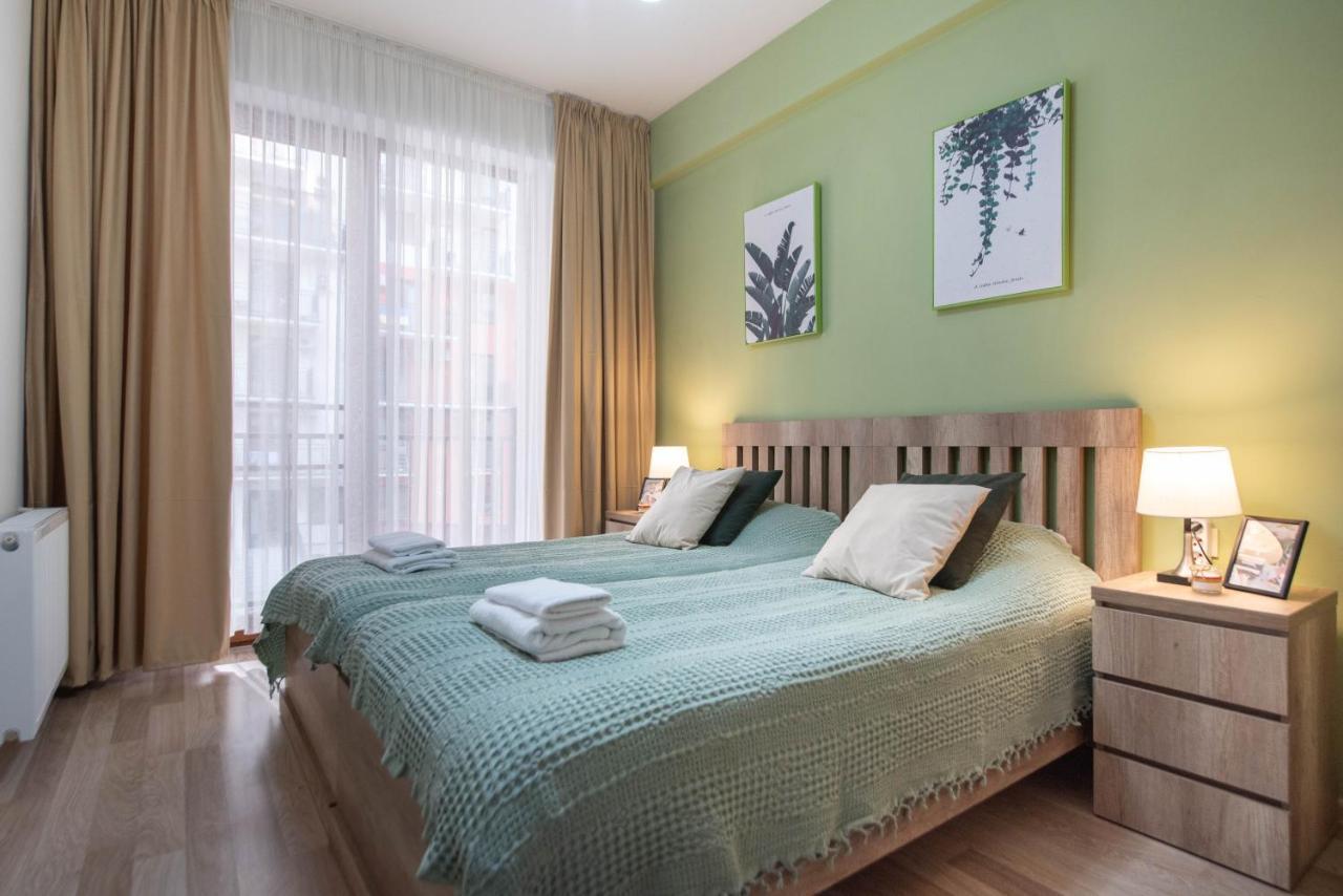 Gg Home - Cozy 2-Bedroom Apartment On Givi Kartozia 第比利斯 外观 照片