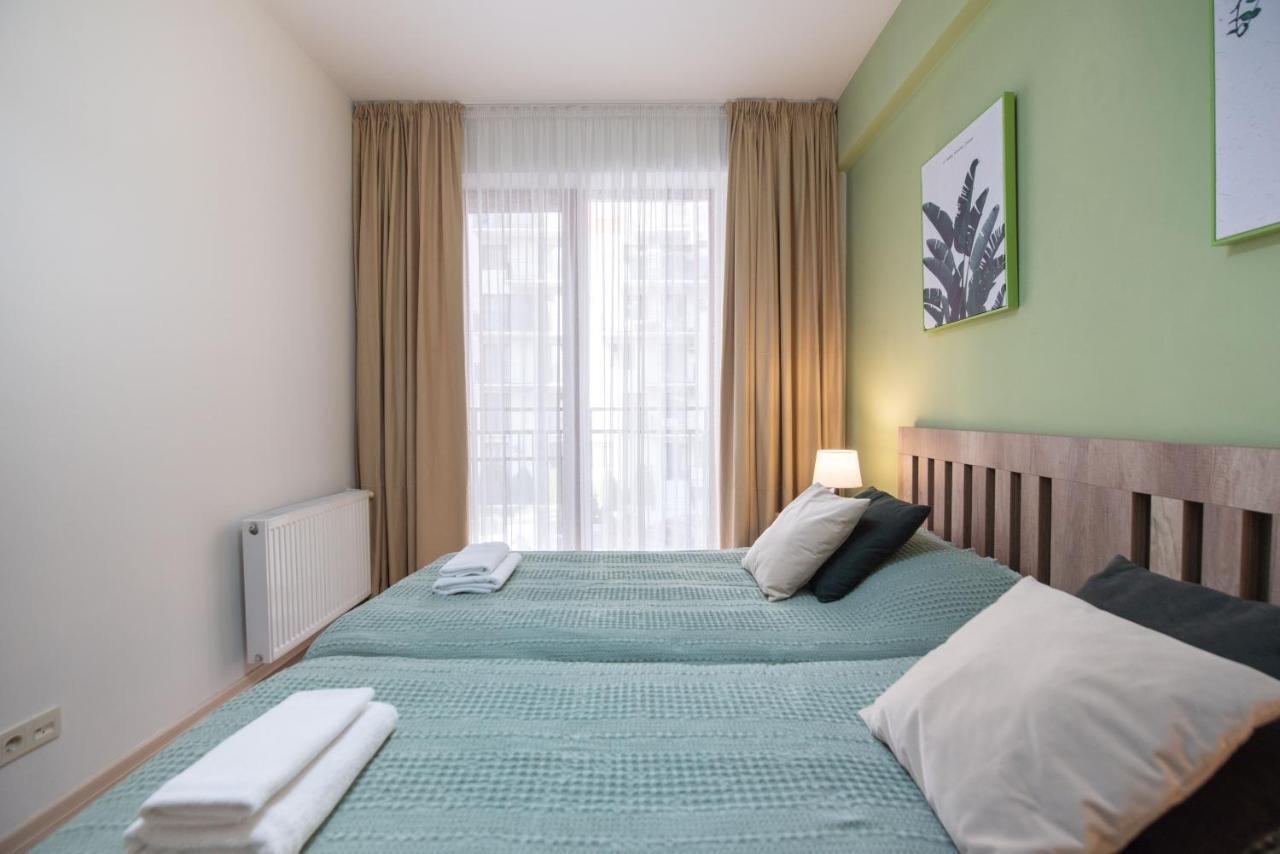 Gg Home - Cozy 2-Bedroom Apartment On Givi Kartozia 第比利斯 外观 照片